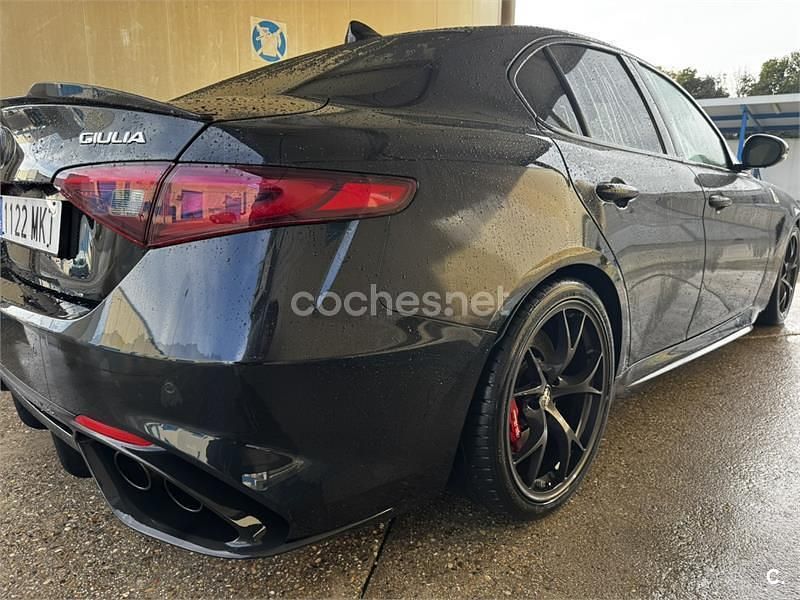 Usado Alfa Romeo Giulia Quadrifoglio 510 CV (375 kW) 2020 Negro Berlina