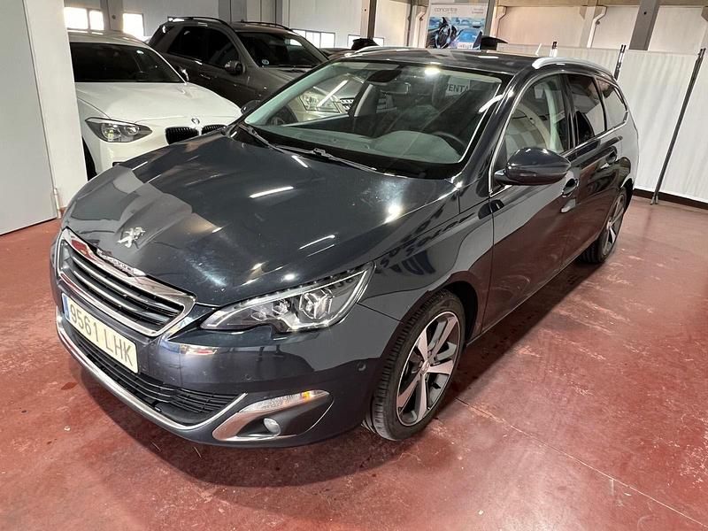 Usado Peugeot 308 Allure 150 CV (110 kW) 2015 Azul Familiar