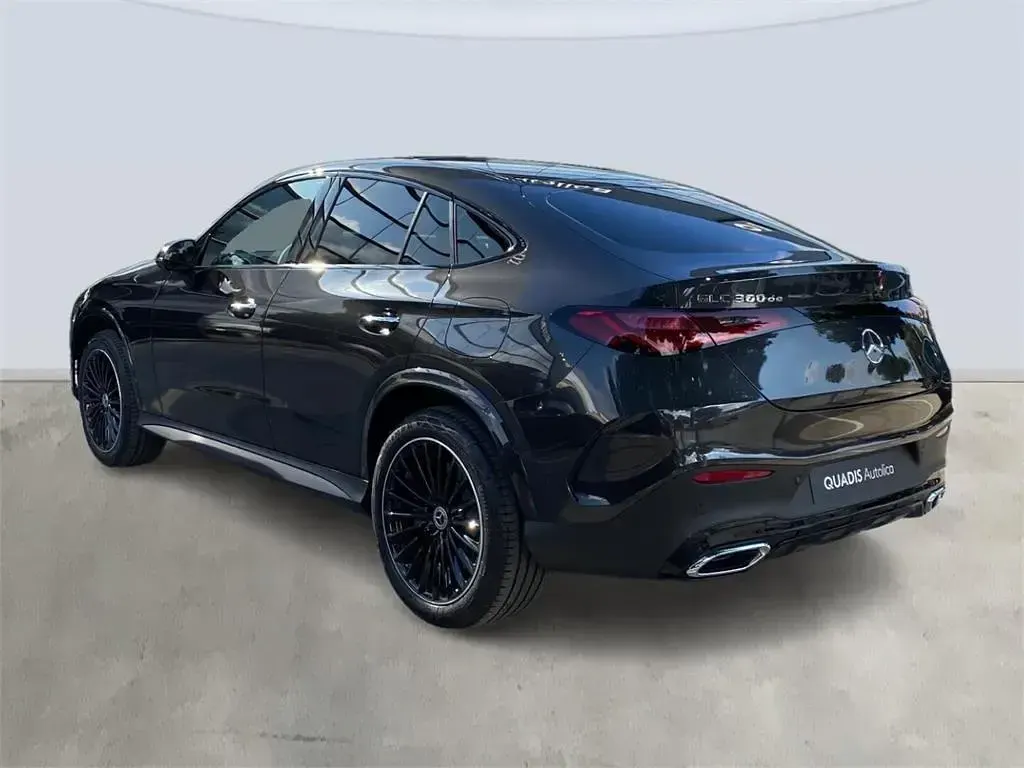 Nuevo Mercedes GLC300e 333 CV (244 kW) 2025 Gris grafito SUV