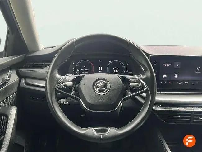 Usado Skoda Octavia Style 150 HP (110 kW) 2021 Cinzento Carrinha
