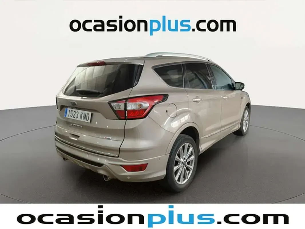 Usado Ford Kuga Vignale 179 CV (131 kW) 2018 Gris SUV