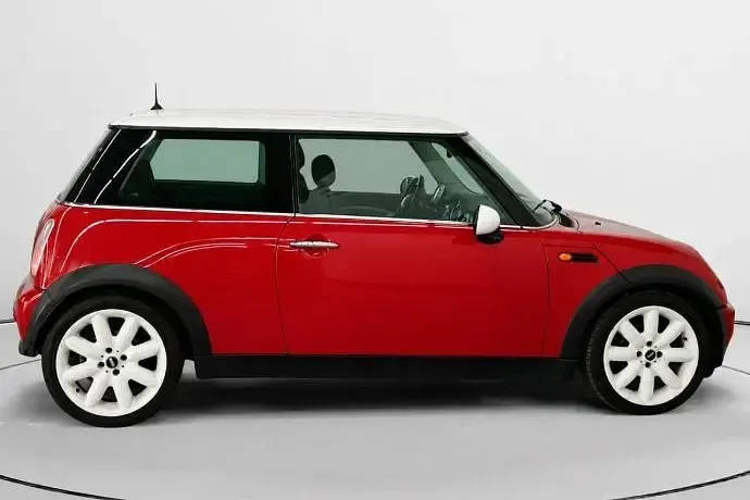 Usado Mini Cooper 115 CV (84 kW) 2002 Rojo Utilitario