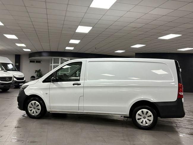 Usado Mercedes Vito 115 CV (84 kW) 2021 Blanco Van