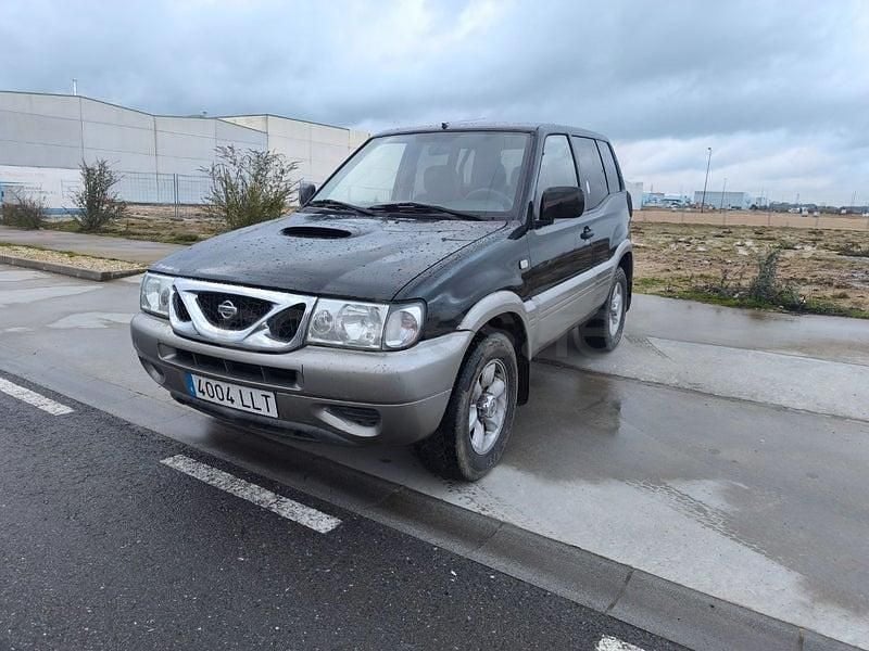 Usado Nissan Terrano Comfort 125 CV (91 kW) 2003 Negro SUV