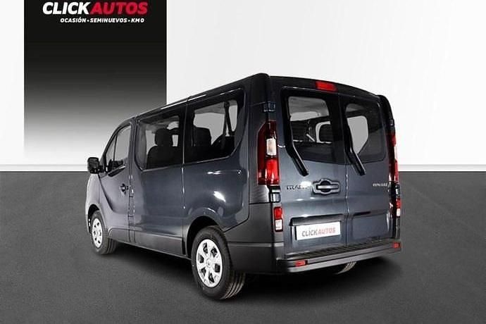 Usado Renault Trafic 110 CV (80 kW) 2023 Monovolumen