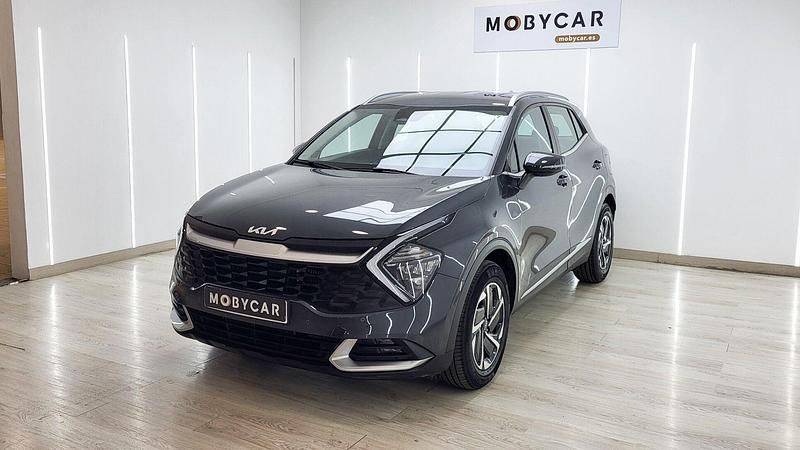 Gris / plata Usado 2023 Kia Sportage SUV | 23.490 € (Un poco caro) - Imagen 1/4
