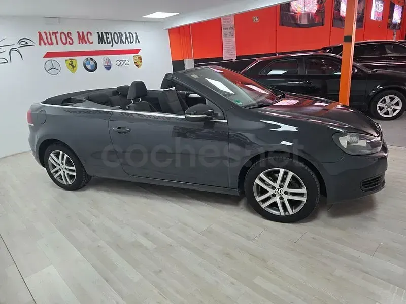 Usado VW Golf Cabriolet 105 CV (77 kW) 2013 Azul Descapotable