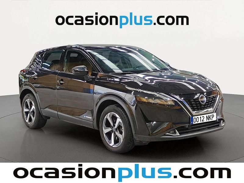 Käytetty Nissan Qashqai Acenta 190 HP (139 kW) 2024 Musta Katumaasturi