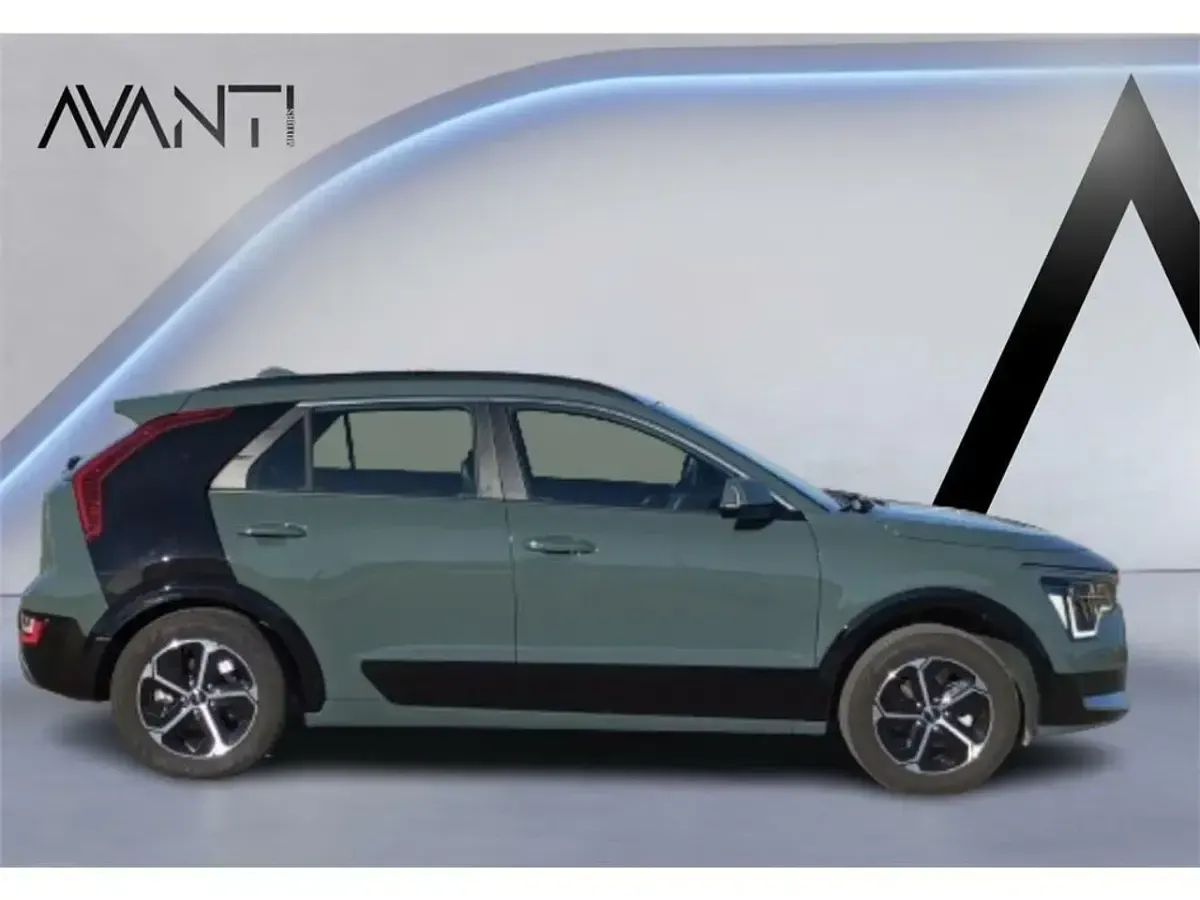 Usado Kia Niro 141 CV (103 kW) 2025 Verde SUV