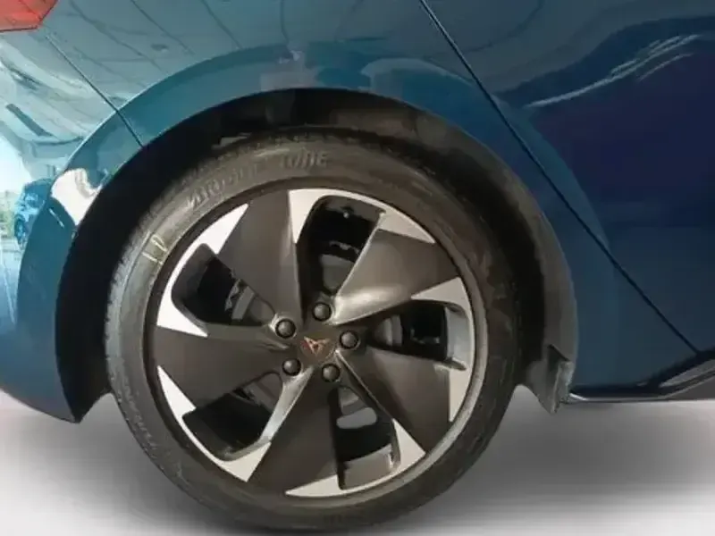 Usado Cupra Born e-Boost 169 kW (231 CV) 2024 Utilitario