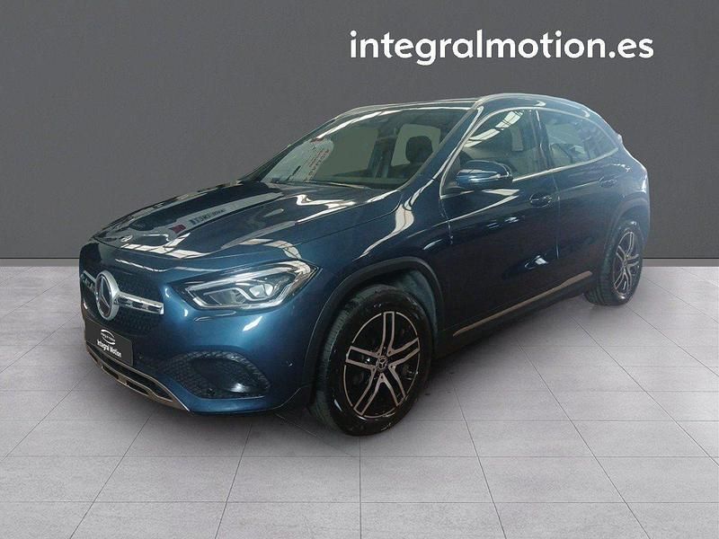 Usado Mercedes GLA180 Business 113 CV (83 kW) 2021 Azul SUV
