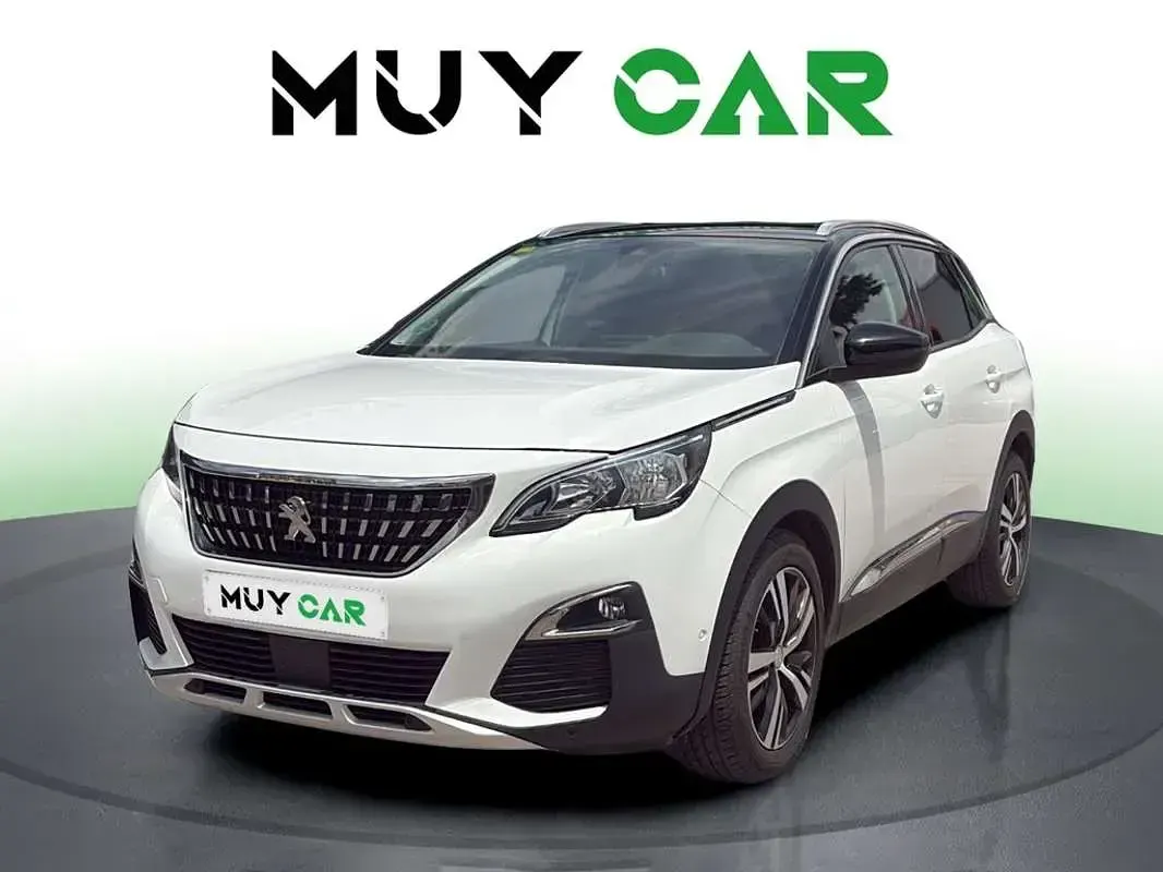 Usado Peugeot 3008 Allure 131 CV (96 kW) 2018 Blanco SUV