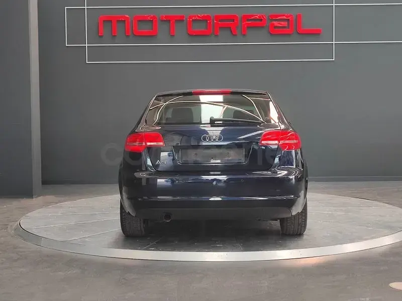 Usado Audi A3 Sportback Ambiente 105 CV (77 kW) 2010 Azul Utilitario