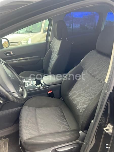 Usado Peugeot 3008 Premium 112 CV (82 kW) 2011 Negro Berlina