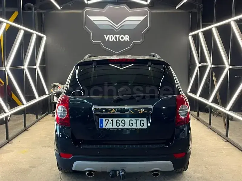 Usado Chevrolet Captiva 150 CV (110 kW) 2010 Negro SUV