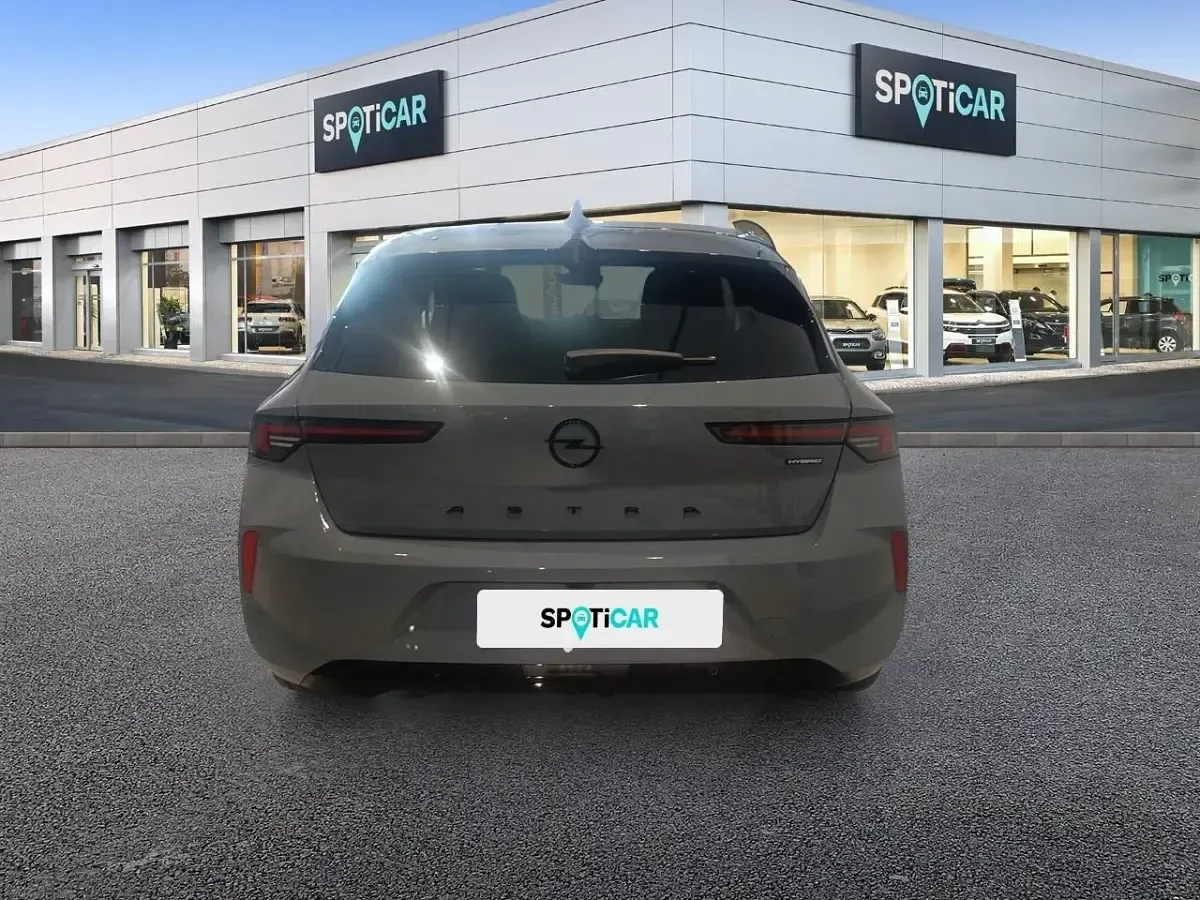 Nuevo Opel Astra 146 CV (107 kW) 2026 Gris Familiar