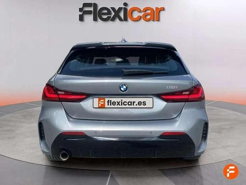 Usado BMW 118 136 CV (100 kW) 2024 Gris Utilitario