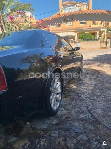 Usado Maserati Quattroporte 400 CV (294 kW) 2005 Negro Berlina