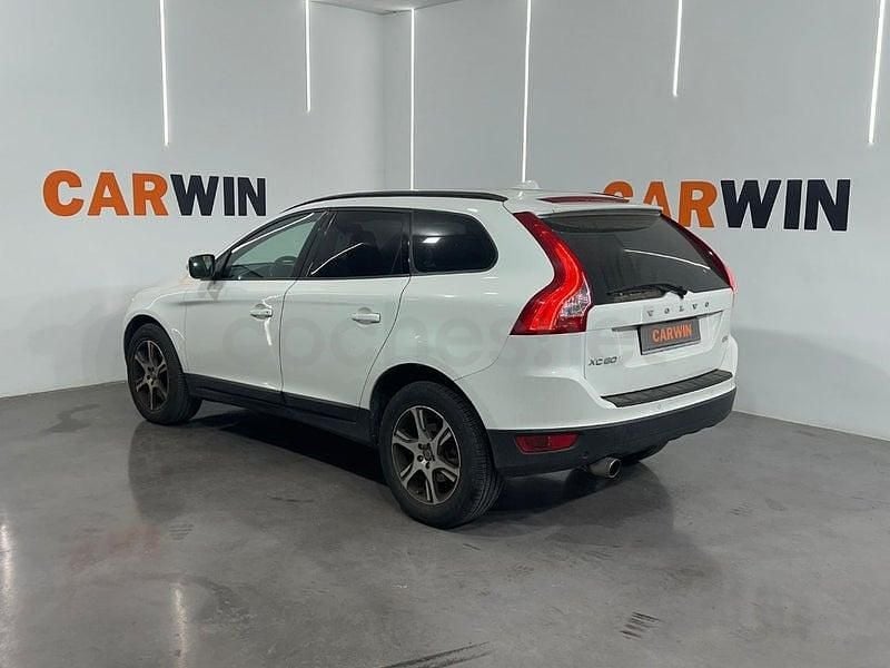 Usado Volvo XC60 Momentum 163 CV (119 kW) 2012 Blanco SUV