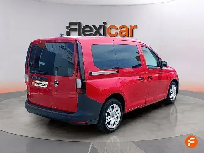 Usado VW Caddy 102 CV (75 kW) 2021 Rojo Monovolumen