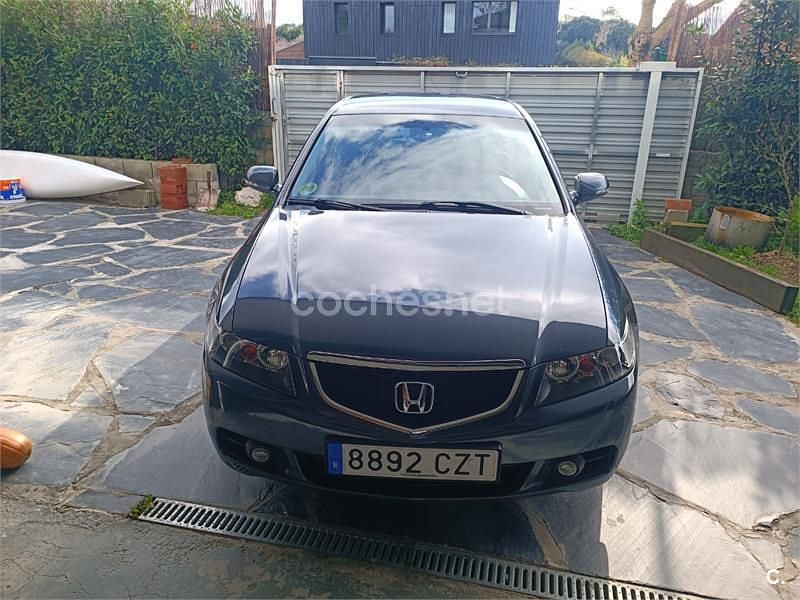 Usado Honda Accord Sport 140 CV (102 kW) 2004 Negro Berlina