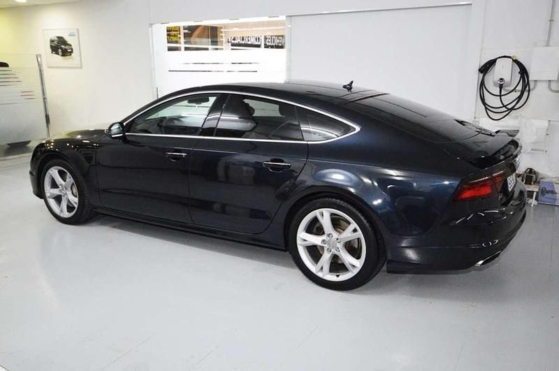 Usado Audi A7 Sportback 333 CV (244 kW) 2016 Azul Utilitario