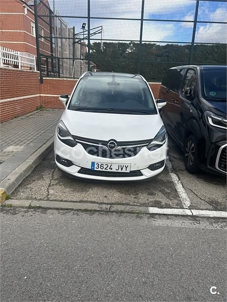 Usado Opel Zafira Tourer Excellence 170 CV (125 kW) 2016 Blanco Monovolumen