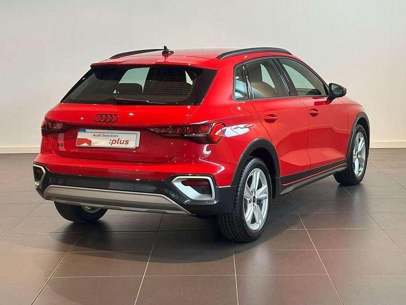 Occasion Audi A3 150 PK (110 kW) 2025 Rood SUV