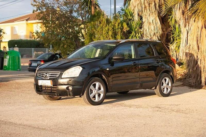 Usado Nissan Qashqai Acenta 102 CV (75 kW) 2009 Negro SUV