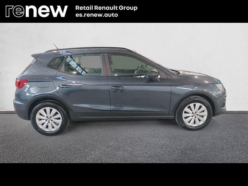 Usado Seat Arona Style 110 CV (80 kW) 2021 Blanco SUV