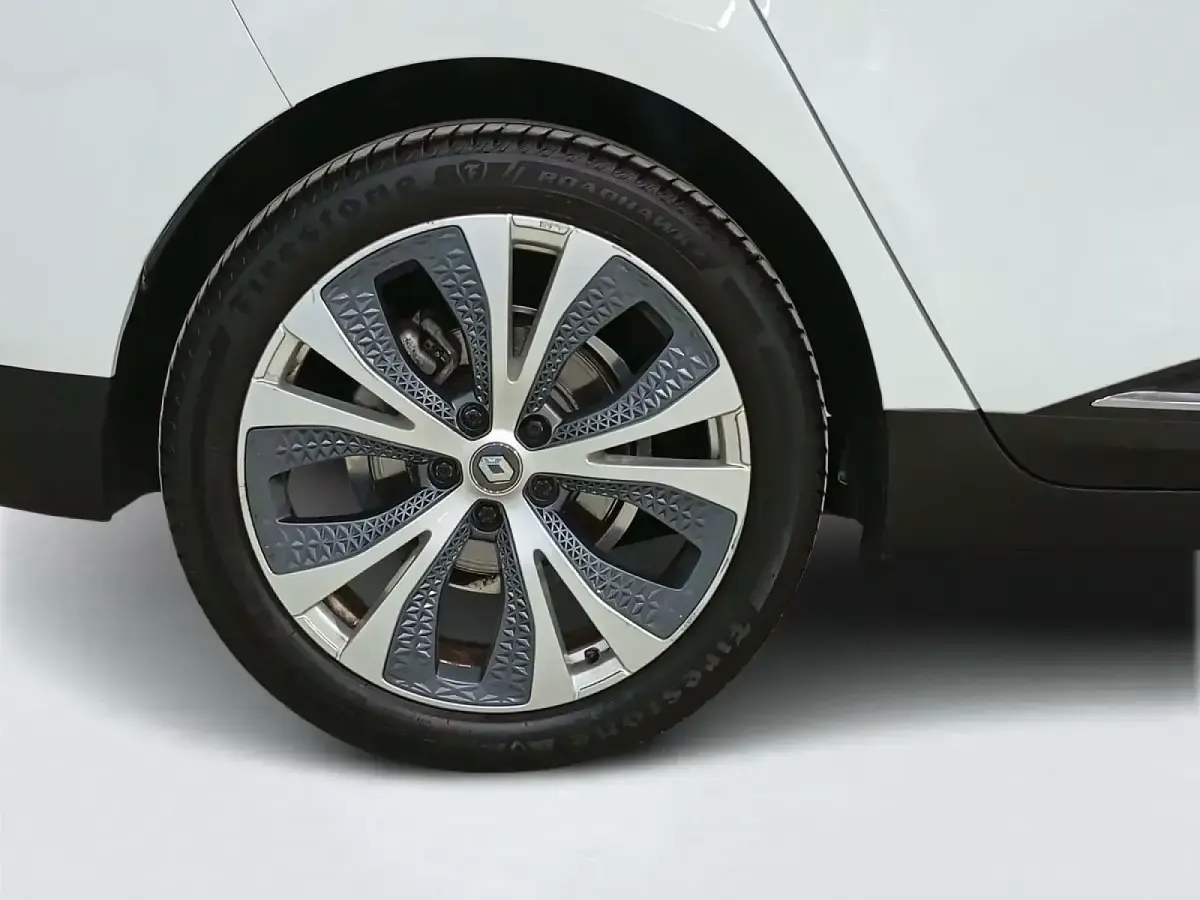 Usado Renault Grand Scénic IV Zen 140 CV (102 kW) 2019 Monovolumen