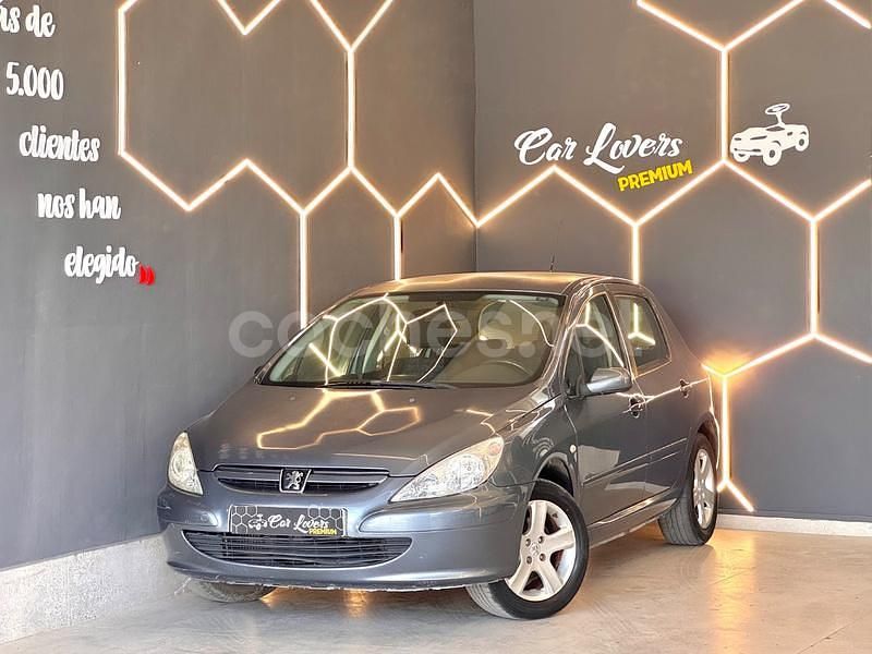 Gris / plata Usado 2005 Peugeot 307 Berlina | 3500 € (Un poco caro) - Imagen 1/4