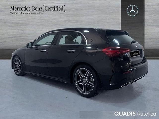 Usado Mercedes A180 136 CV (100 kW) 2025 Negro noche