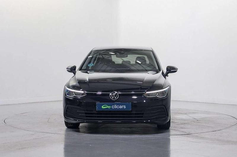 Usado VW Golf VIII Life 116 CV (85 kW) 2021 Negro Utilitario