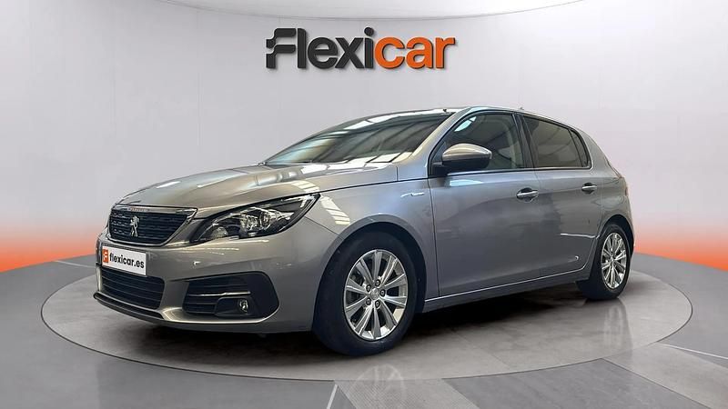 Usado Peugeot 308 Style 131 CV (96 kW) 2020 Gris Utilitario