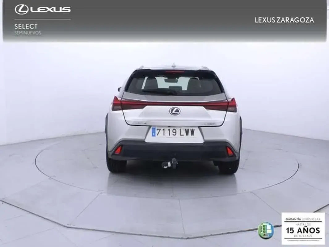 Usado Lexus UX 250h Business Edition 184 CV (135 kW) 2022 Gris SUV