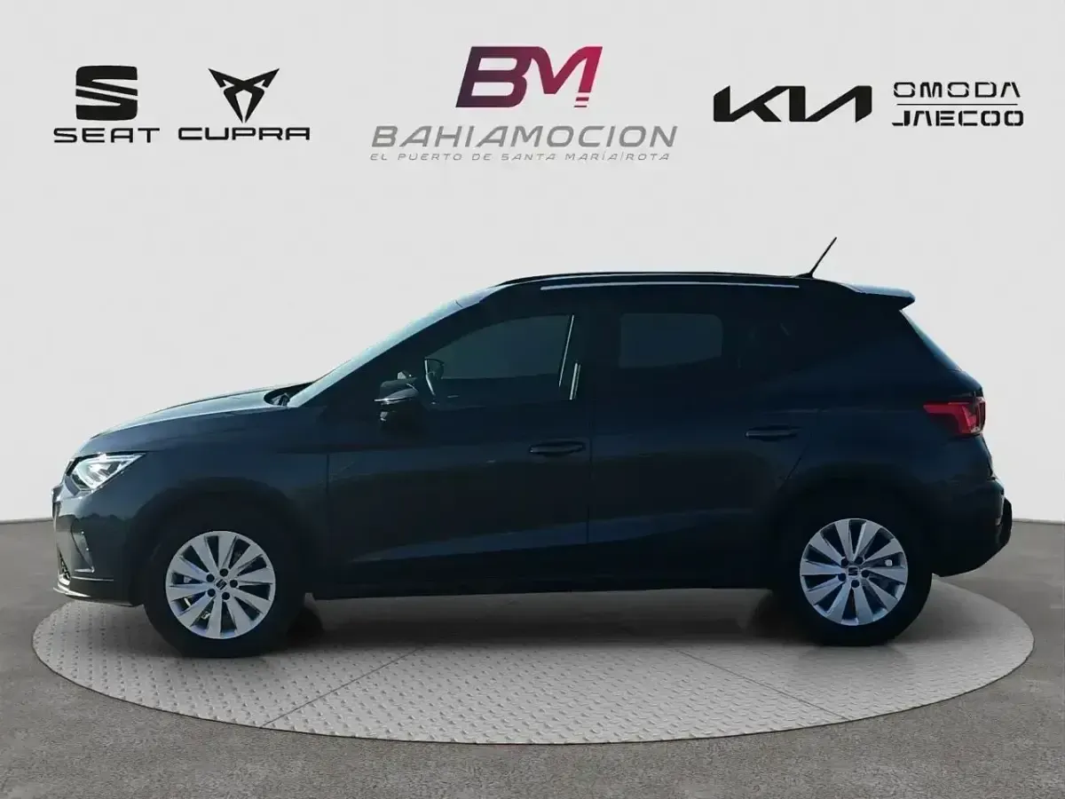 Usado Seat Arona Style 115 CV (84 kW) 2025 Gris SUV