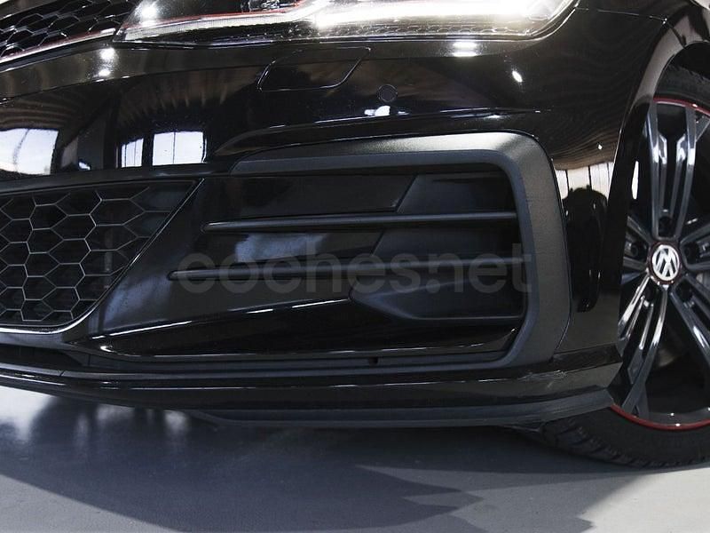 Usado VW Golf VIII GTI 245 CV (180 kW) 2020 Negro Berlina