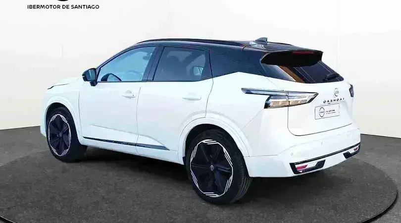 Usado Nissan Qashqai 140 CV (102 kW) 2025 Sapporo white (sólido) SUV