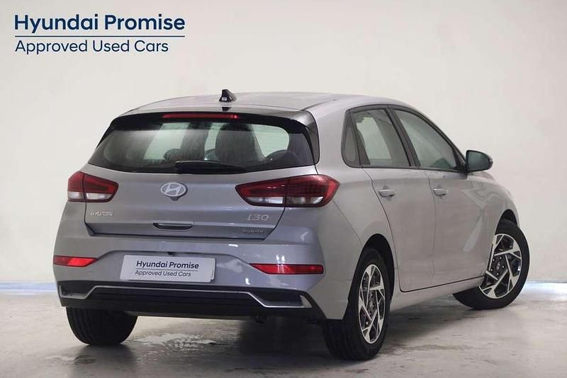 Usado Hyundai i30 101 CV (74 kW) 2024 Berlina