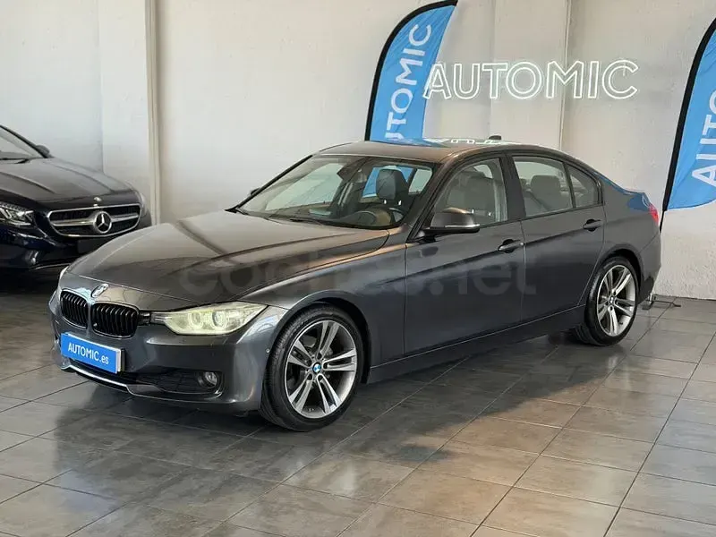 Käytetty BMW 320 184 HP (135 kW) 2013 Harmaa Sedan