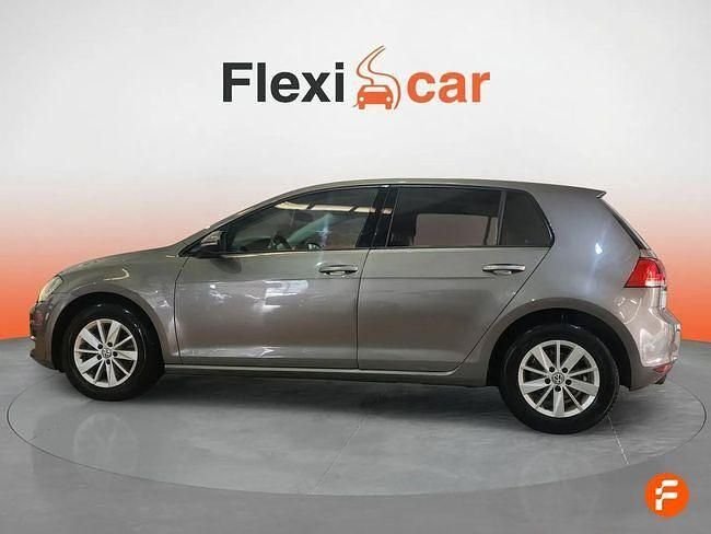 Usado VW Golf VII Advance 125 CV (91 kW) 2017 Gris Berlina