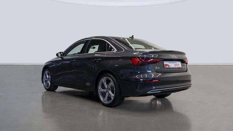 Usado Audi A3 Advanced Plus 150 CV (110 kW) 2021 Gris Berlina