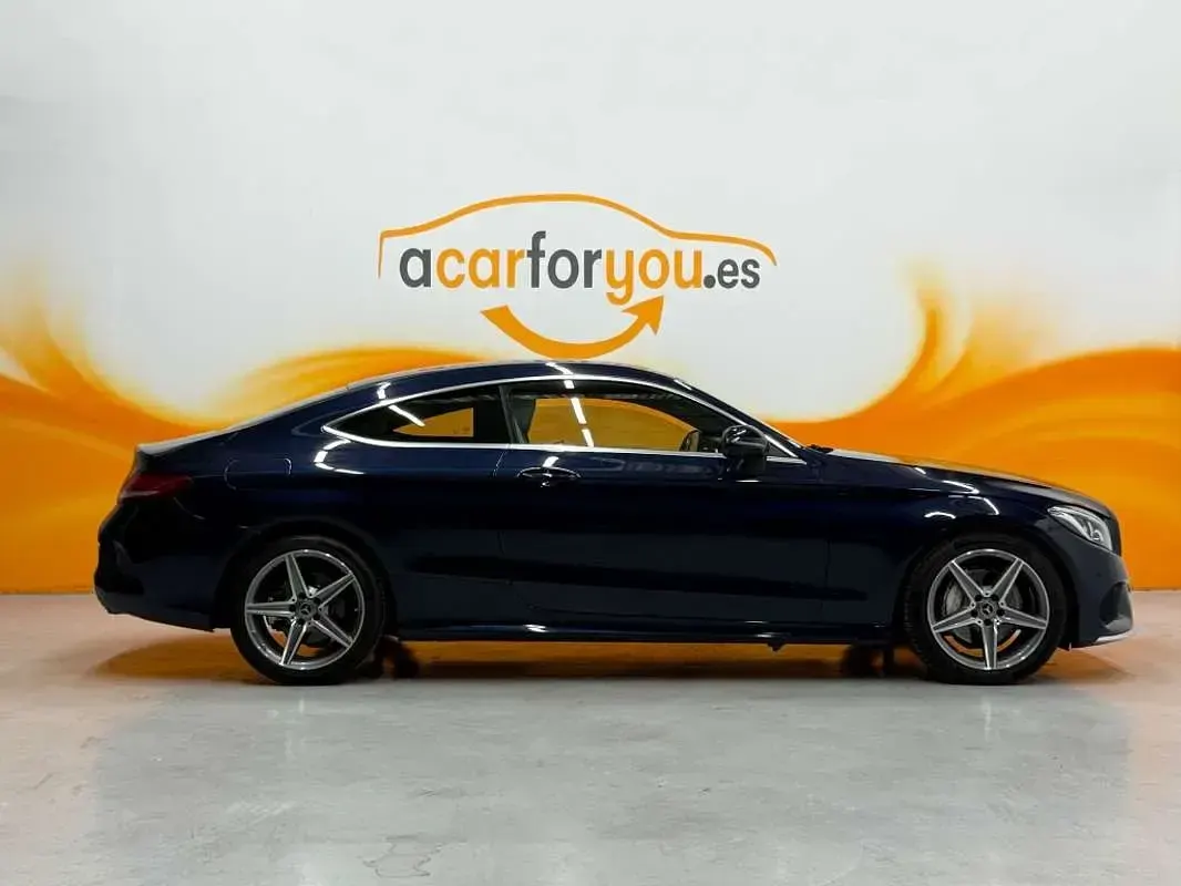 Usado Mercedes C220 170 CV (125 kW) 2018 Azul Coupe
