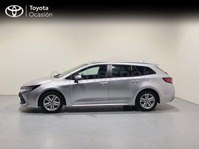 Usado Toyota Corolla Business Edition 122 CV (89 kW) 2021 Gris / plata Familiar