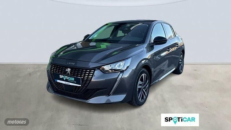 Usado Peugeot 208 Allure 102 CV (75 kW) 2023 Gris Utilitario