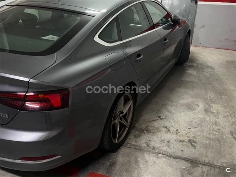 Gris / plata Usado 2018 Audi A5 Sportback Sport Berlina | 25.500 € (Precio justo) - Imagen 1/4