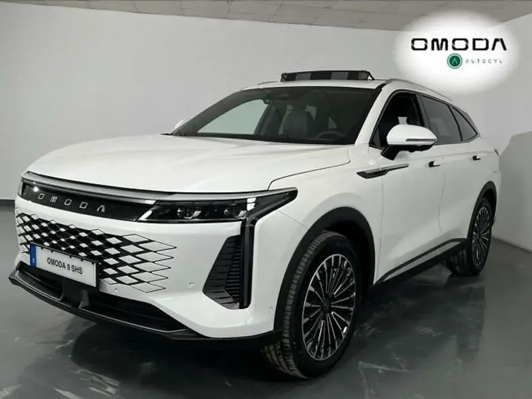 Usado Omoda 9 537 CV (394 kW) 2026 Blanco SUV