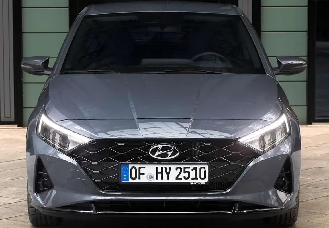 Usado Hyundai i20 80 CV (58 kW) 2025 Azul Utilitario