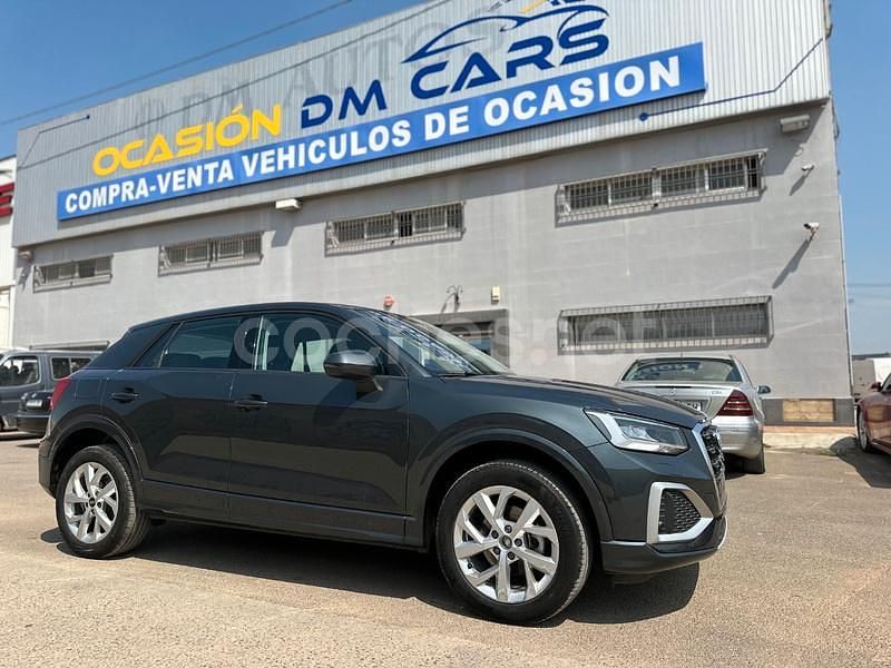 Gris / plata Usado 2024 Audi Q2 Advanced Plus SUV | 29.990 € (Precio justo) - Imagen 1/4